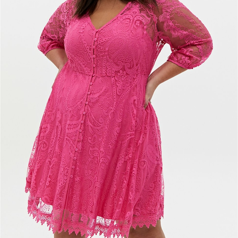 💗👗〰️Torrid〰️ lace button front skater dress OVERLAY 00X